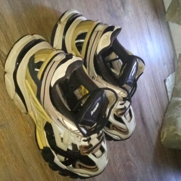 Balenciaga's track2s - Picture 1 of 2